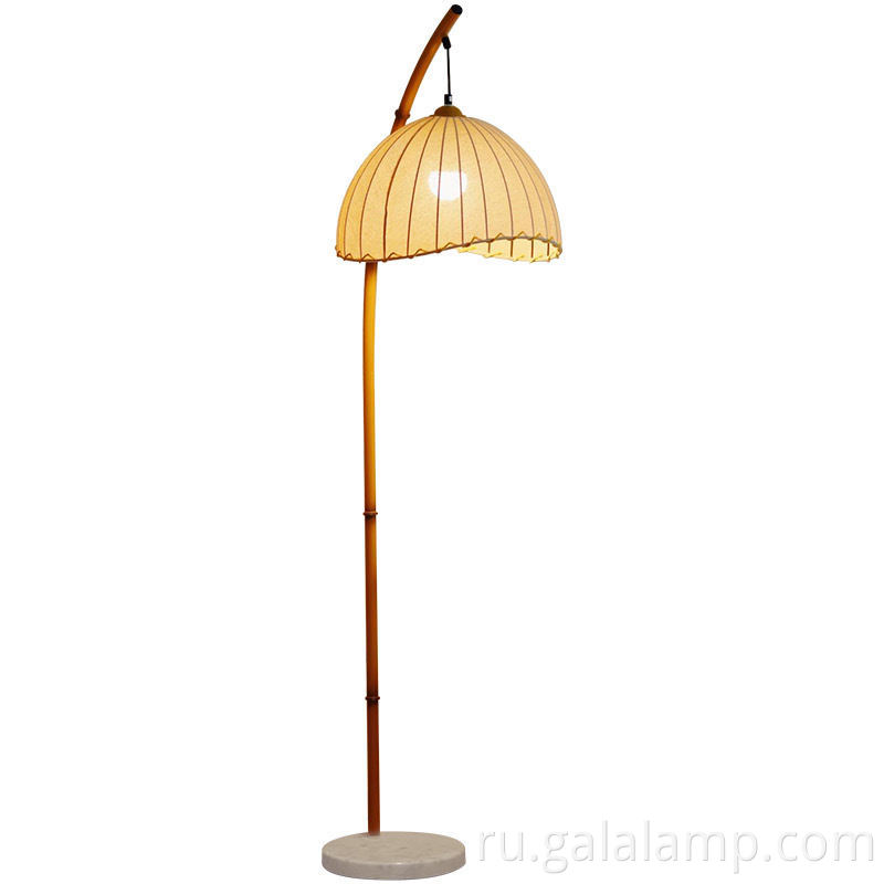 дизайнерская-арка-торшер-уютная-гостиная designer-arch-floor-lamp-cozy-living-room